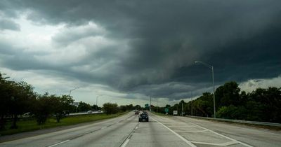 Hurricane Ian nears Florida: Airlines issue warnings for Brits ahead of 'storm of a lifetime'