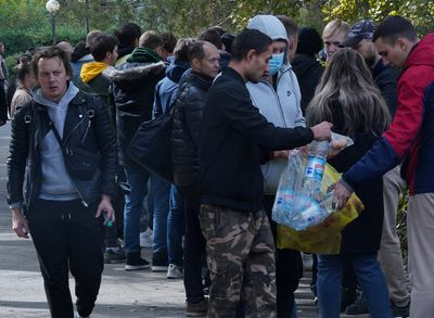 Kazakhstan struggles to accommodate Russians fleeing war
