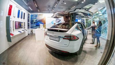 Three-Quarters Of EV Shoppers Prefer To Buy At Dealerships: Survey