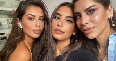 Mum and twin daughters constantly mistaken for triplets - despite 20 year age gap