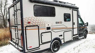 Top RVs For Camping In Cold Weather