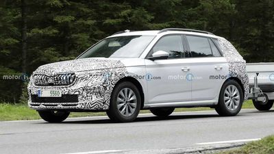 Skoda Kamiq Facelift Spied Testing While Towing Trailer