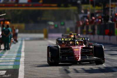 F1 drivers call for FIA review of tighter pitlanes