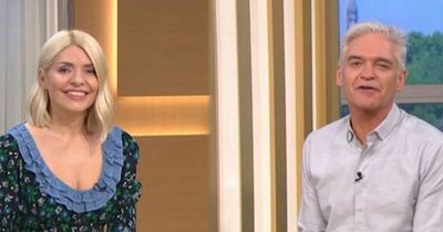 Phillip Schofield and Holly Willoughby backed by ITV boss over ''horrible' queue jump accusations