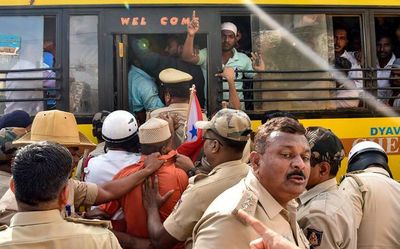 Police crack down on PFI and SDPI activists, take 90 into preventive custody in Karnataka