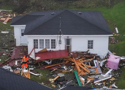 Trudeau tours storm-hit Atlantic Canada as power outages persist