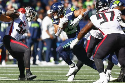 Seahawks RB Travis Homer suffered rib injury after hit on Sunday