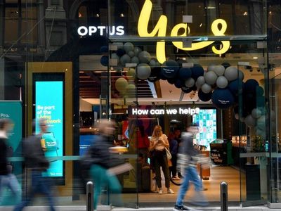 Banks, regulators to stem Optus fallout