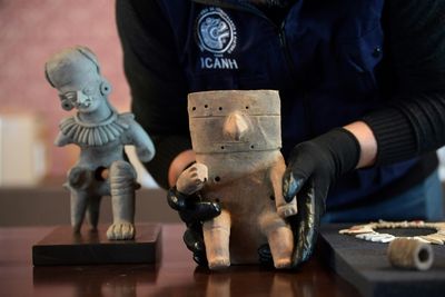 Colombia repatriates 274 priceless artifacts from US