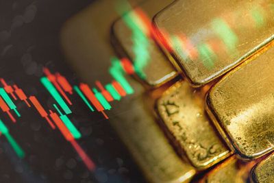 Gold to see volatility in short term