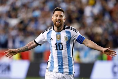 Messi at the double as Argentina streak continues with Jamaica defeat