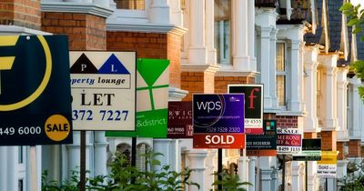 Mortgage costs face 30-year high of 6% as Bank of England issues stark warning