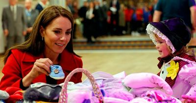 The note which stopped Prince William and Kate in their tracks at a baby bank