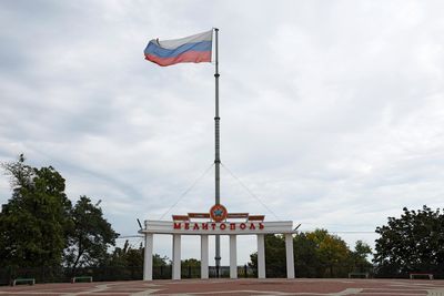 Ukrainians flee from Russian annexation - while they still can