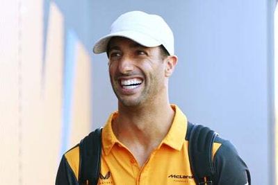 F1: Oscar Piastri reveals classy Daniel Ricciardo message after pair embroiled in Alpine-McLaren saga