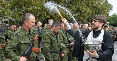 Vladimir Putin dad's army sent to frontline armed with few days training and holy water