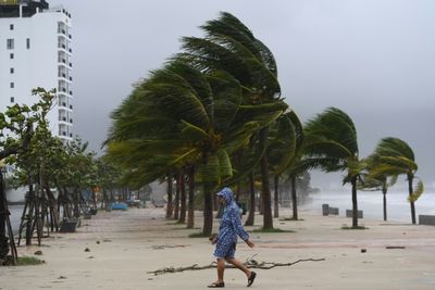 Typhoon Noru tears across Vietnam, Laos