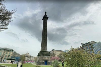 Academics in bid to remove slavery plaque from Edinburgh statue
