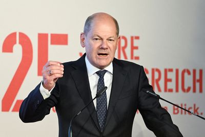 Germany does not accept "sham" referendums, Scholz tells Ukraine's Zelenskiy