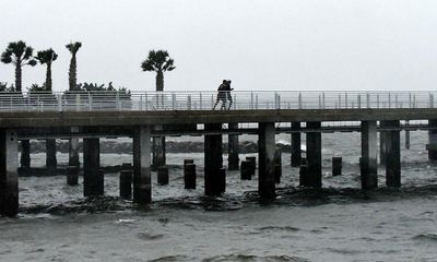 2m people in Florida lose power as hurricane Ian moves inland – as it happened