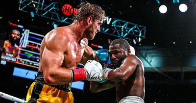 Logan Paul claims Floyd Mayweather will not pay Deji for exhibition fight