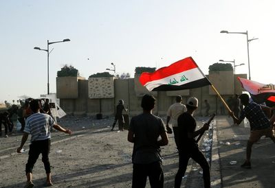 Cleric's supporters again storm Baghdad's government zone