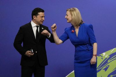 Zelenskyy asks for more money in Liz Truss call amid UK economic panic