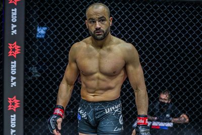 Former UFC champ Eddie Alvarez sheds light on recent free agency plunge, next move: ‘Everyone is reaching out’