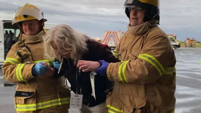 Plane crash simulation tests emergency responders in Mildura Airport emergency scenario