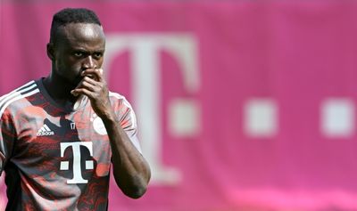 Misfiring Mane headlines Bayern's woes ahead of Leverkusen clash