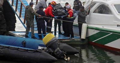 Tourists scream as boat capsizes and kills four people in tragic accident