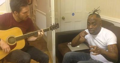 Surreal night Coolio cooked for Preston uni students and performed in their flat