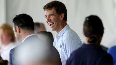 Eli Manning Explains Comment on Russell Wilson’s Contract