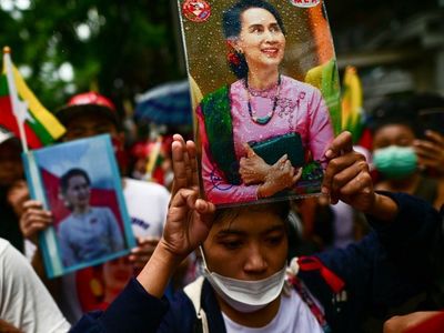 Aung San Suu Kyi is convicted again in Myanmar, alongside an Australian adviser
