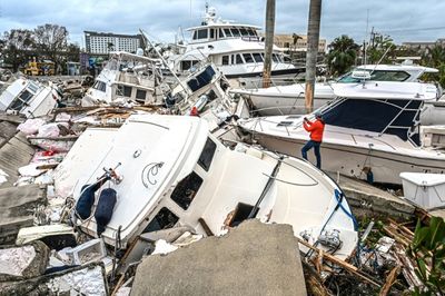 Floods, devastation after Hurricane Ian hammers Florida