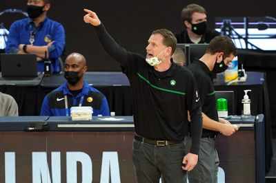 Los Angeles Clippers assistant Jay Larranaga reportedly declines opportunity to return to the Boston Celtics