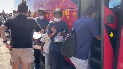 Migrants sent by bus to northern US cities: A ‘publicity stunt’ crippling aid organisations