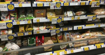 Tesco customer explains easy to way to get 'free lunch' with a coffee