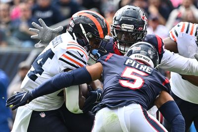Texans defense still inconsistent in holding the line