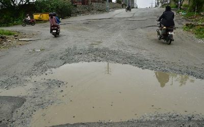 BBMP to fill remaining 1,051 potholes