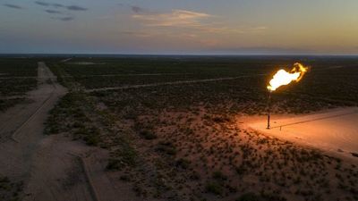 Methane emissions from natural gas flaring underestimated fivefold, US study calculates