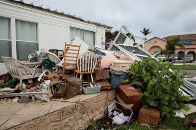 Hurricane Ian brings fear to Florida, leaving destruction in its wake