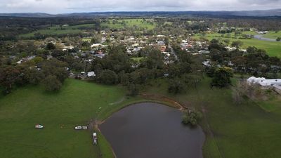 SES urges private owners to check their dams as Echunga flood risk over