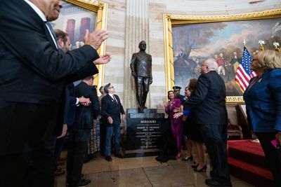 Truman statue takes place in Capitol Rotunda - Roll Call