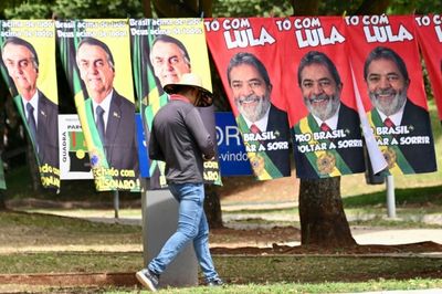 Bolsonaro, Lula in attack mode in last Brazil presidential debate