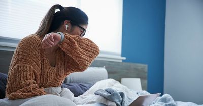 How to tell if it's a cold or Covid as cases start to rise again