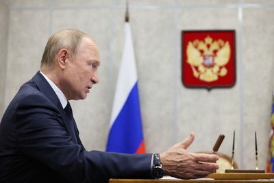 Putin informs Russian parliament of plan to annex Ukrainian regions