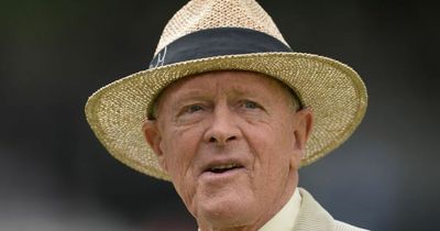 Geoffrey Boycott warns Andrew Strauss reforms "will be the death of county cricket"