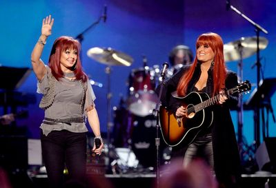 For Naomi Judd's family, tour is a chance to grieve, reflect