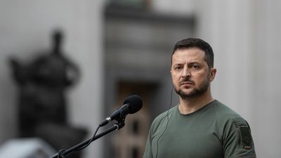 Zelensky: Ukraine submits "accelerated" NATO application